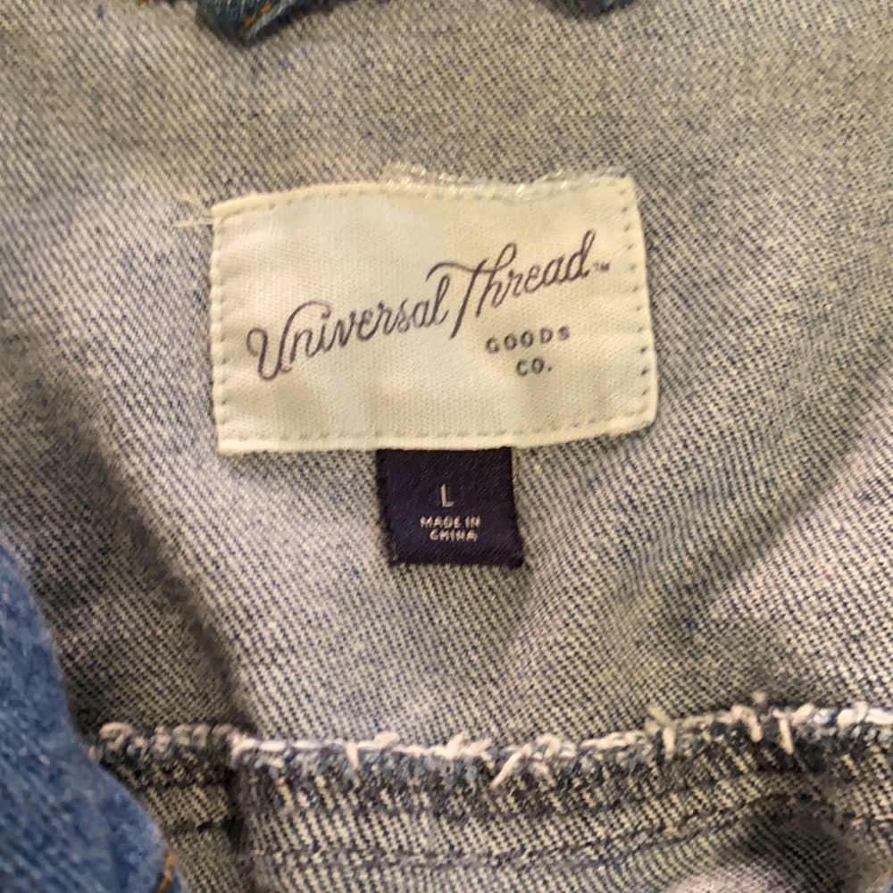 Universal Thread Large Jean Jacket - Picture 2 of 3